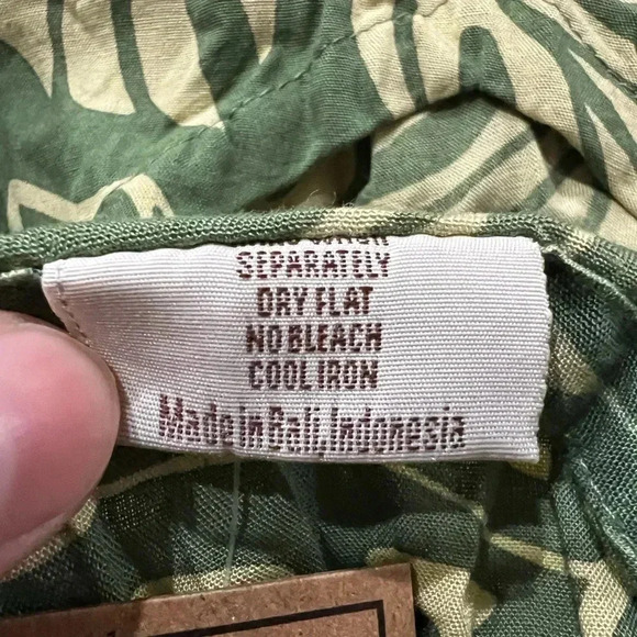 NWT Napua Collection Cover Ups: Monstera Leaf - Olive/Tan Size OS - Picture 7 of 9